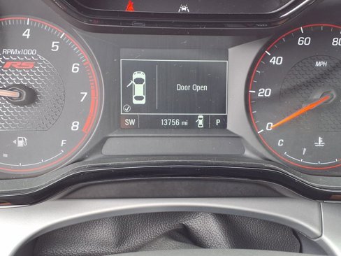 Used 2025 Chevrolet Trax RS image 14