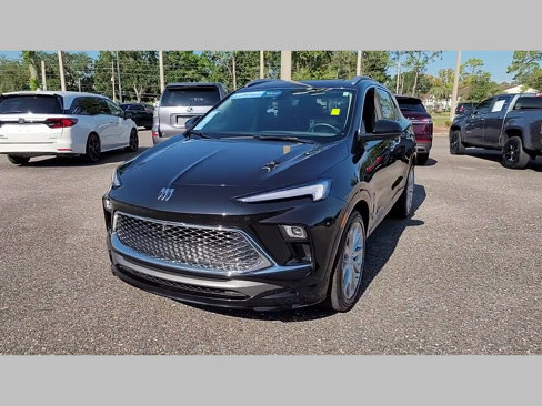 Used 2024 Buick Encore GX Avenir w/ Avenir Technology Package image 39