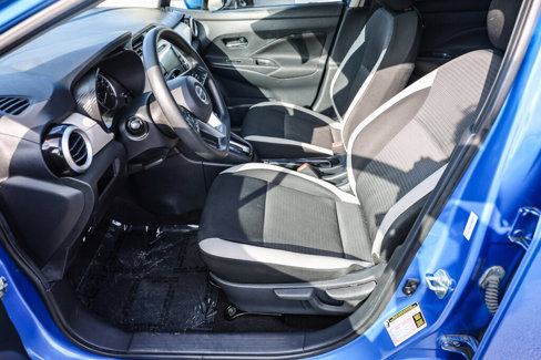 Used 2021 Nissan Versa SV image 8