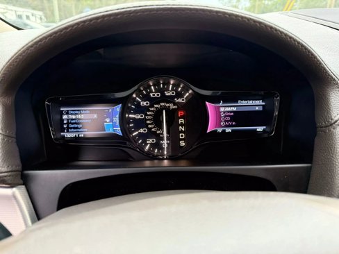 Used 2013 Lincoln MKX FWD image 24