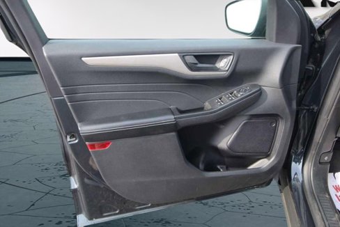 Used 2022 Ford Escape SE w/ Convenience Package image 9