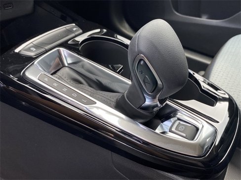 New 2025 Chevrolet Trax LT w/ Driver Confidence Package image 17