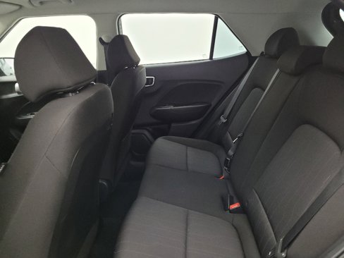 Used 2020 Hyundai Venue SE image 18