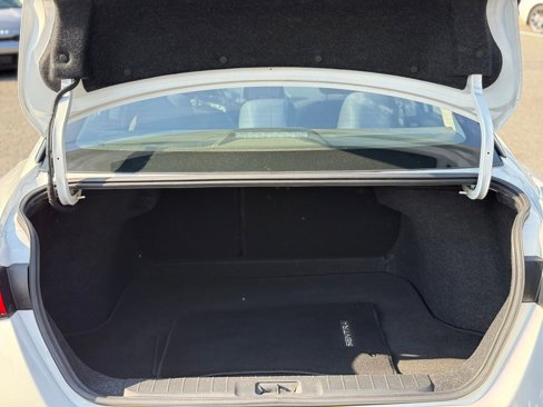 Used 2020 Nissan Sentra SR image 12