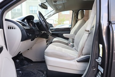 Used 2016 Dodge Grand Caravan SE w/ Quick Order Package 29E SE image 11