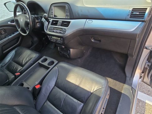 Used 2010 Honda Odyssey Touring image 30