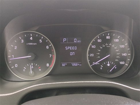 Used 2018 Hyundai Elantra SE image 32