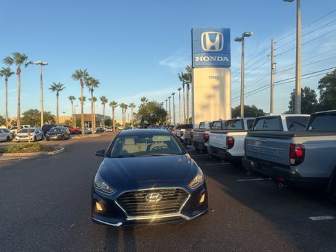 Used 2018 Hyundai Sonata SE w/ Cargo Package image 5