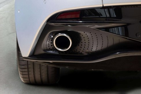 Used 2017 Aston Martin DB11 V12 image 34