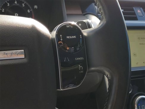 Used 2019 Land Rover Discovery HSE image 21