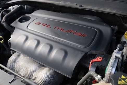 Used 2017 Jeep Renegade Altitude image 9