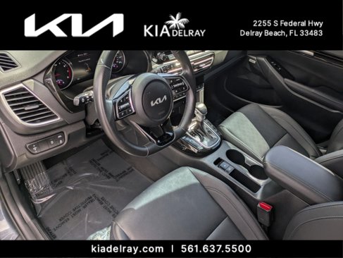 Certified 2023 Kia Seltos SX w/ SX Sunroof Package image 10