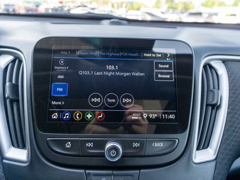 Used 2023 Chevrolet Malibu LT image 21