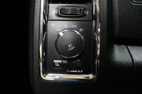 Used 2014 RAM 1500 Laramie image 21