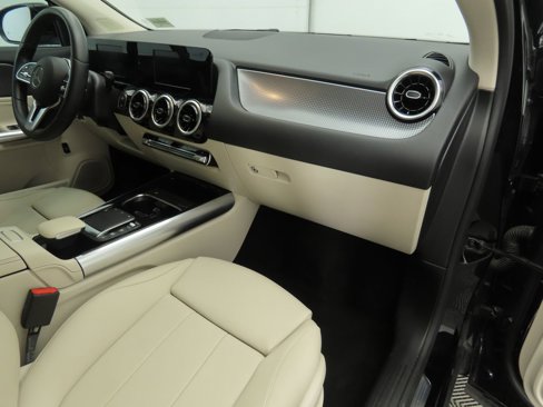 Used 2021 Mercedes-Benz GLA 250 image 17