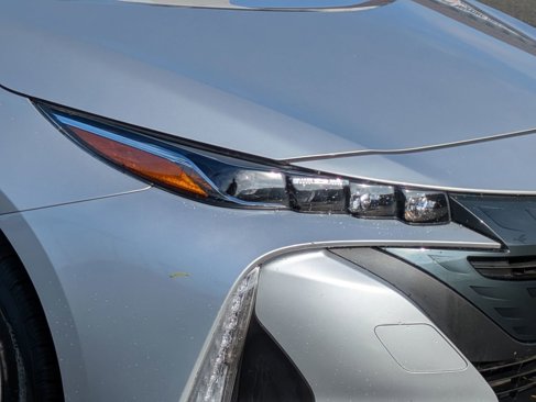 Used 2022 Toyota Prius Prime LE image 10