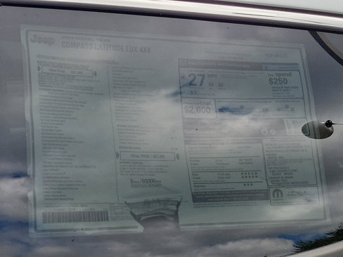 New 2024 Jeep Compass Latitude w/ Sun and Sound Group image 3