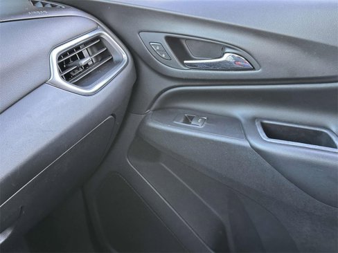 Used 2019 Chevrolet Equinox LT image 25