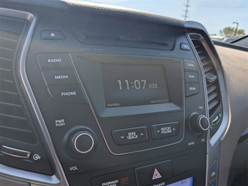 Used 2014 Hyundai Santa Fe GLS image 22