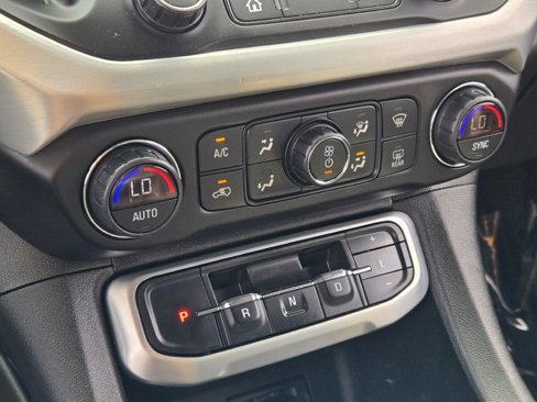Used 2020 GMC Acadia SLT image 31