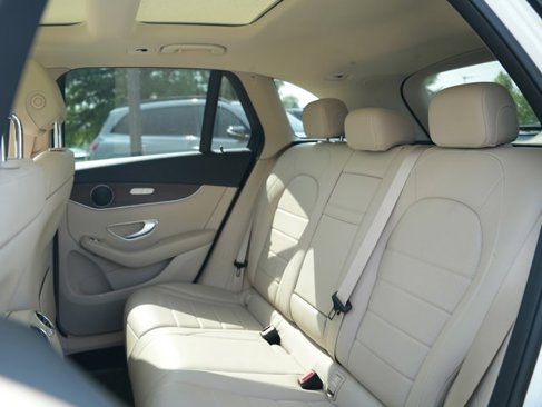 Certified 2022 Mercedes-Benz GLC 300 4MATIC w/ Premium Package Lite image 45