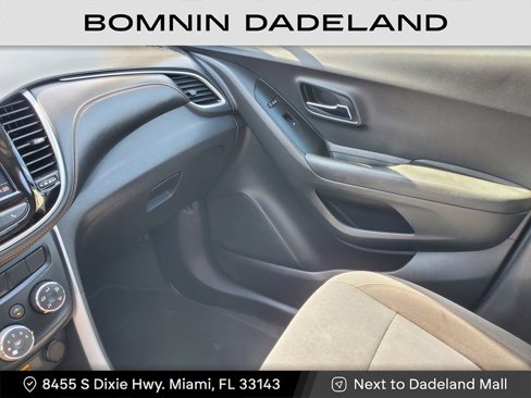 Used 2021 Chevrolet Trax LS w/ Tint and Cruise Package image 21