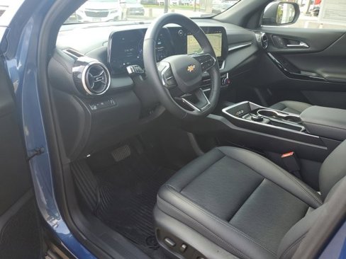Used 2026 Chevrolet Equinox LT w/ Convenience Package II image 18