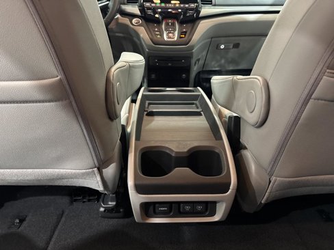 Used 2018 Honda Odyssey Touring image 66
