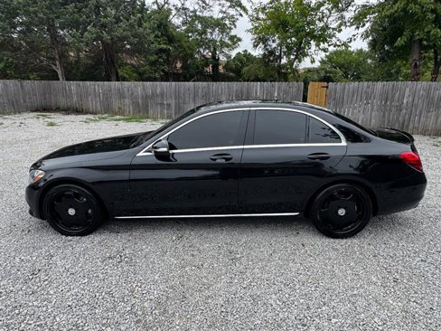 Used 2015 Mercedes-Benz C 300 Sedan image 3