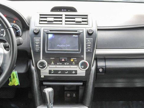 Used 2013 Toyota Camry SE image 13