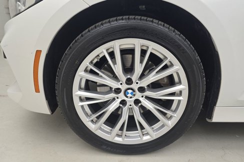 Used 2024 BMW 330i xDrive Sedan image 11