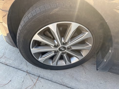 Used 2016 Hyundai Sonata Limited image 5