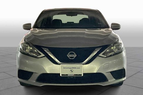 Used 2017 Nissan Sentra SV image 3