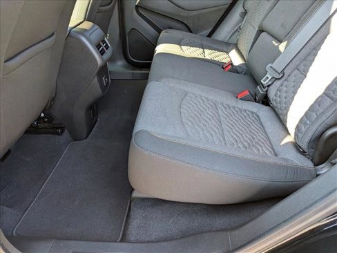Used 2020 Chevrolet Equinox LT image 19