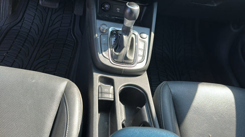 Used 2022 Hyundai Kona Limited image 21