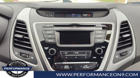 Used 2016 Hyundai Elantra SE image 17