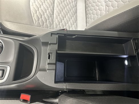 Used 2020 Chevrolet Equinox LT image 36