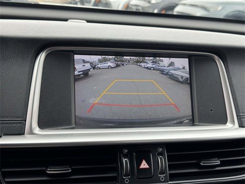 Used 2019 Kia Optima EX image 18