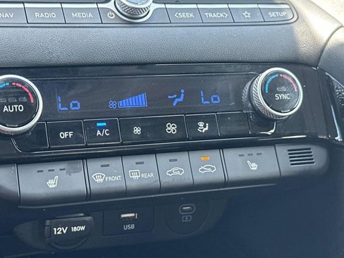 Used 2024 Hyundai Elantra SEL w/ Convenience Package image 30