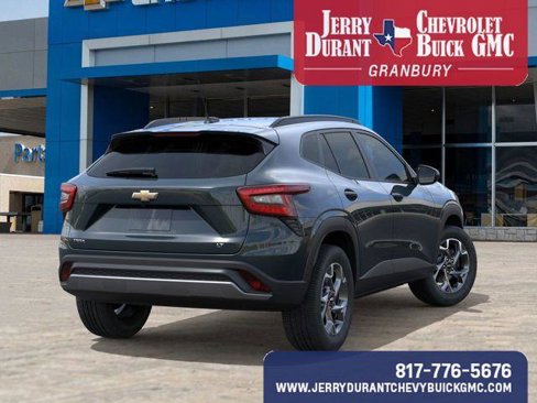 New 2025 Chevrolet Trax LT w/ Driver Confidence Package image 5