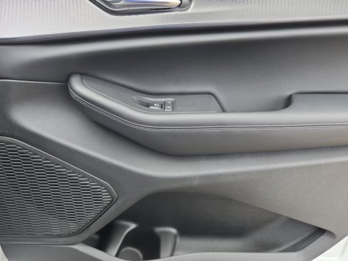 New 2025 Jeep Grand Cherokee L Laredo w/ Luxury Tech Group I image 36