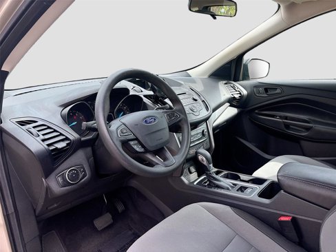 Used 2017 Ford Escape S image 10