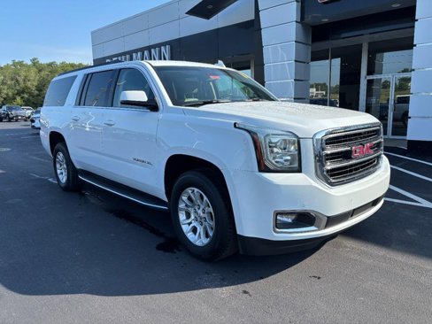 Used 2019 GMC Yukon XL SLT w/ HD Trailering Package image 2