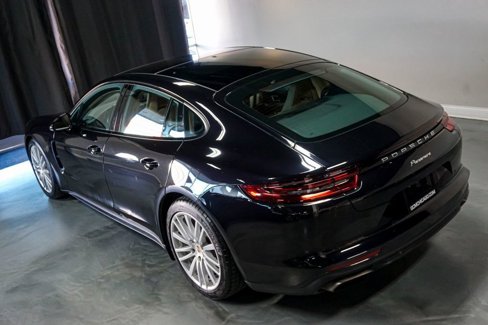 Used 2018 Porsche Panamera image 51