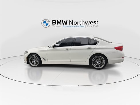 Used 2018 BMW 530i xDrive image 11