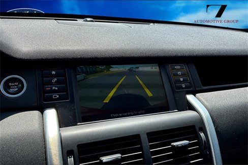 Used 2018 Land Rover Discovery Sport HSE image 21