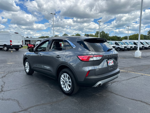 Certified 2022 Ford Escape SE image 7