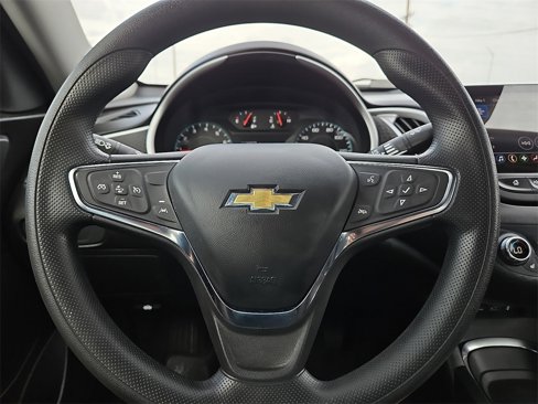 Used 2023 Chevrolet Malibu LT image 25
