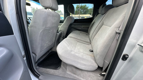 Used 2006 Toyota Tacoma PreRunner image 23