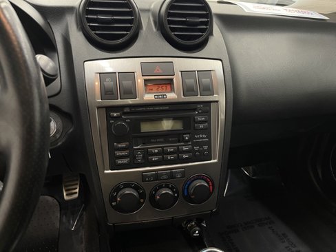 Used 2004 Hyundai Tiburon GT image 13